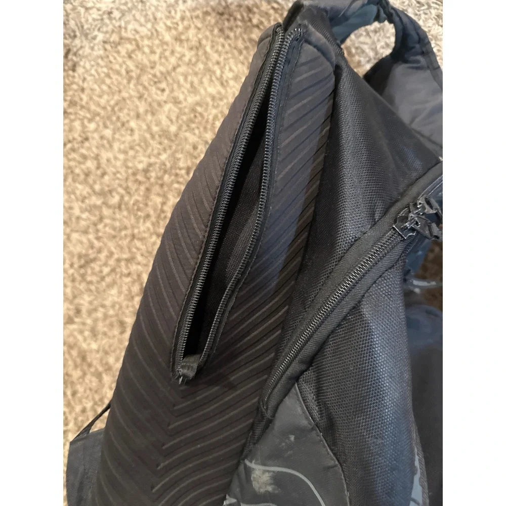 DeMarini Voodoo Baseball Softball Bat Backpack Black Grey Equipment Gear Bag - Picture 3 of 3